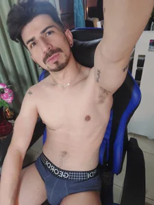 LiamCossio_ Public Immagine  7