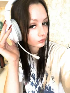 it turned out to be as great a week as I am) od HelenaBargo  2 snímek