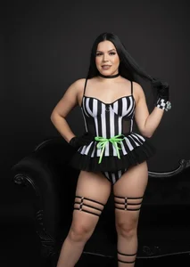 Alanna-sloppy “Charming your senses with a spell of pleasure 🖤🔮” 圖片 2