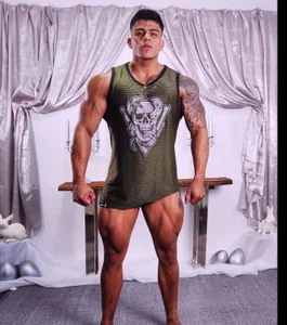 tyler_muscle1 PICS OF ME Pic 2