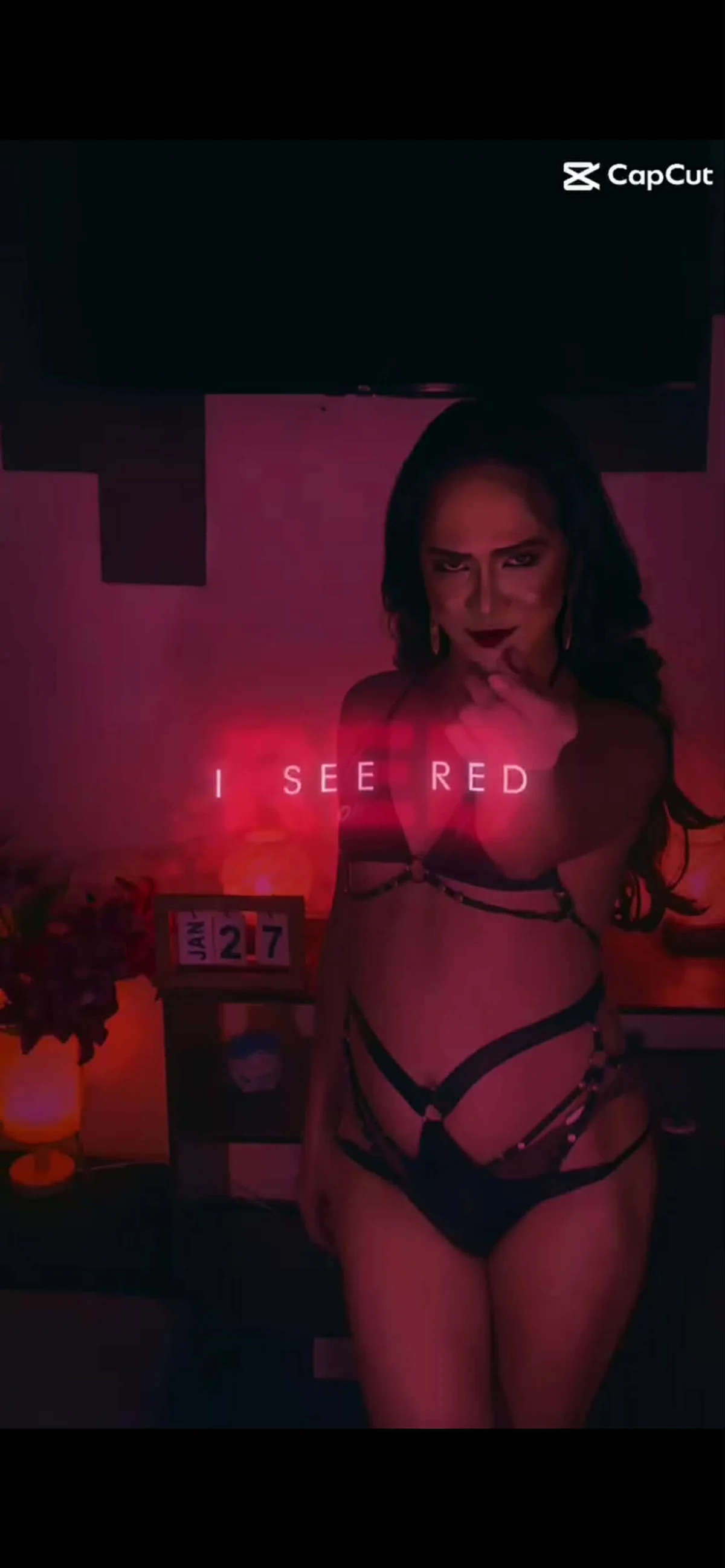 AnaxandraVenomLips adlı kullanıcının viral fotoğrafları:  4543