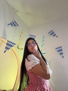 katiepeach_ Happy Octoberfest!🍻🙊 Billede 2