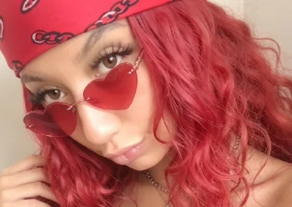 How are my new glasses? de Soleil_66  2 Imagens