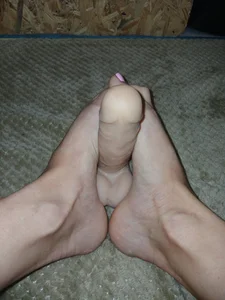 Hot feet de Tease_Doll  4 photos