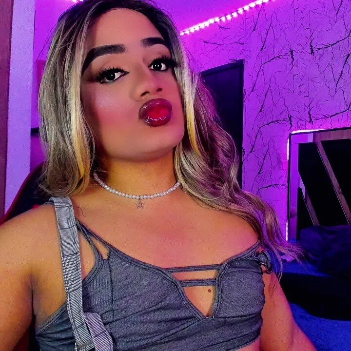 Amber_bigdick22 Foto en Tendencia 5252