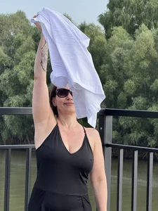 EveLibston more green colors صورة واحدة|EveLibston more green colors صورتان|EveLibston more green colors  8 صور|EveLibston more green colors  8 صورة