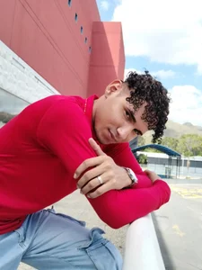 Public od zack_evanz  6 snímek