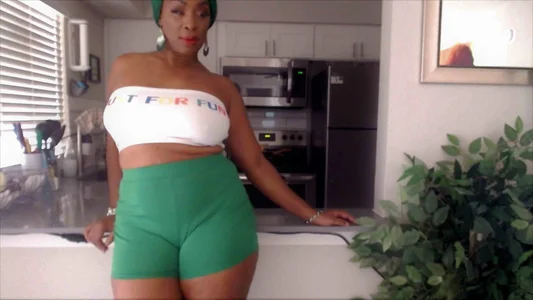 Queenanitadix Short Set Loven Immagine  7