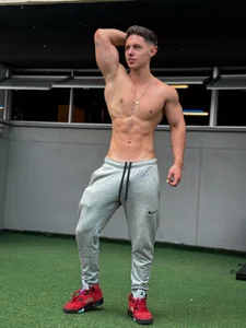 MAXTHOMSON kullanıcısının Gym albümü -  fotoğraf