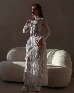 StacyStone white suited her so well... Foto 8