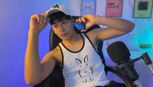 David_Nova Black and white Pic 3