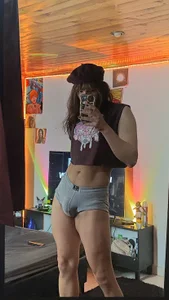 Loona_s GYM RAT TIME Gambar