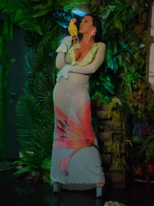 AstridVex Naked in Nature Foto 9