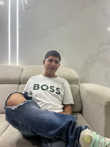 Funnyboyy_ Public Kuva 3