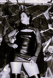 GreciaFox1 Trick or treat? Pic 7