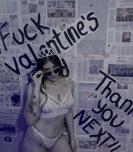 liaa_moretti_ Valentine's Day? 🖤 صورة واحدة|liaa_moretti_ Valentine's Day? 🖤 صورتان|liaa_moretti_ Valentine's Day? 🖤  4 صور|liaa_moretti_ Valentine's Day? 🖤  4 صورة