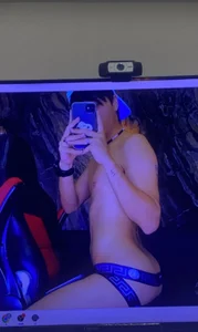 Miuller_AJ Sexy Poză 2