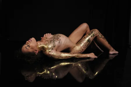 goldenkittee Public Hình 3