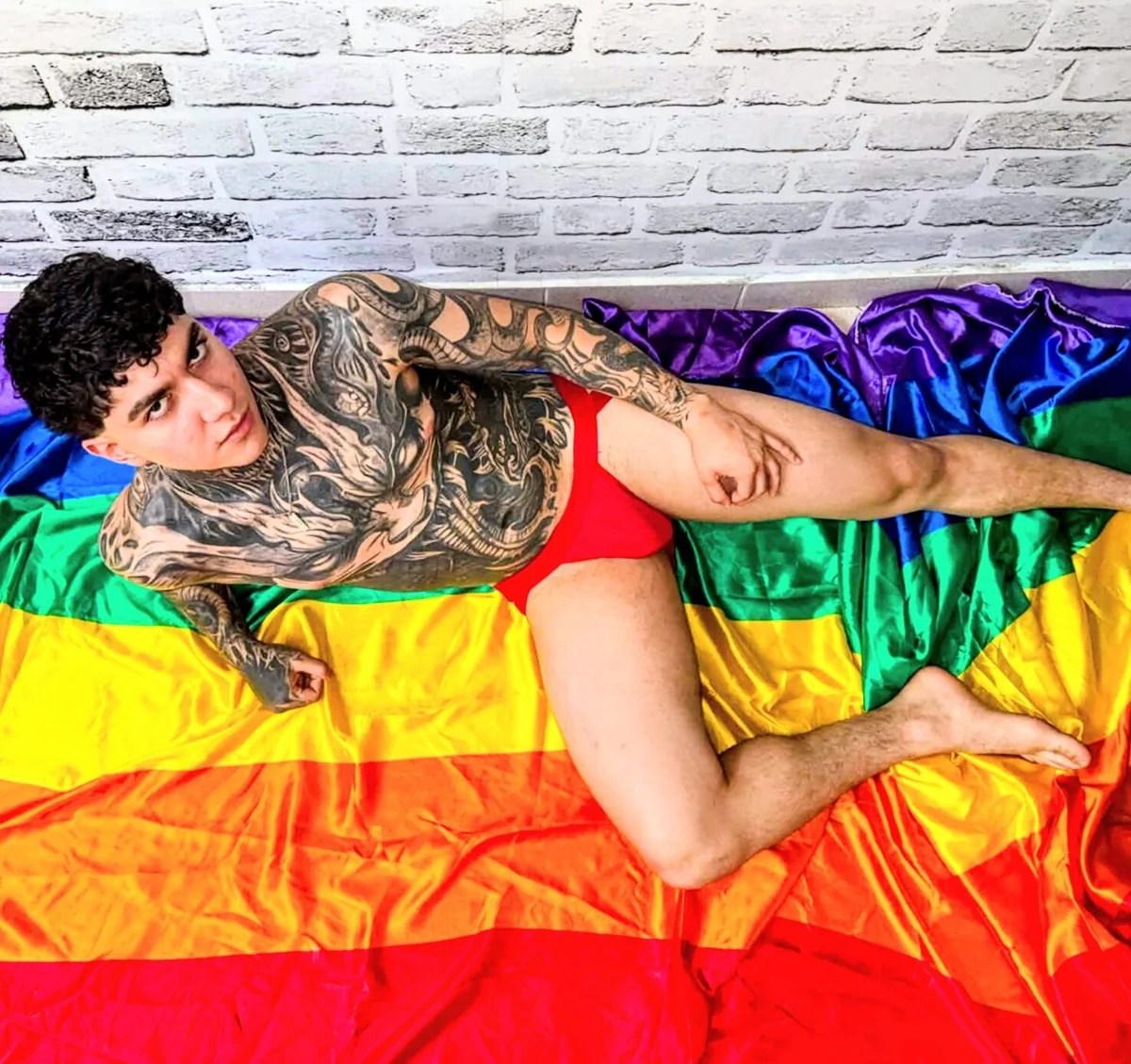 Gury_tattoo adlı kullanıcının viral fotoğrafları:  5742