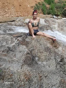 Hot_belinda: Public ( 3 фото)