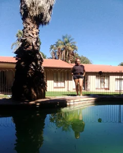 Public de sultrydiva00  Imagens