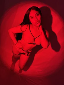 cleo_pandoraNice to meet you, handsome. You can call me Cleo.图片 3