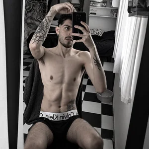ravenblood_camboy Public slika 5