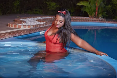 Eva 🌿 de Naomii_King  4 Imagens