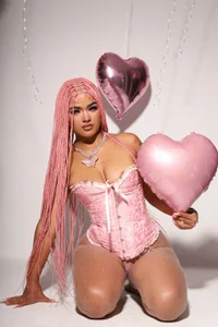Pretty in Pink 🌸💫 de vahiolet_fuentes  Imagens