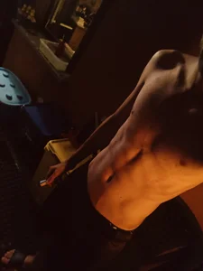 rex_umbraeのsweet bodyの 2枚の写真