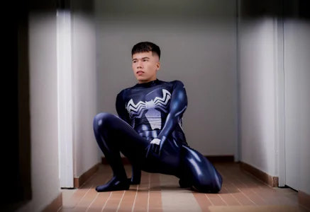 Logan_smith1 You got entangled in my spider web 😈😈🔥🔥 зображення 2