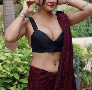 Cutie_bae011 Public صورة واحدة|Cutie_bae011 Public صورتان|Cutie_bae011 Public  4 صور|Cutie_bae011 Public  4 صورة