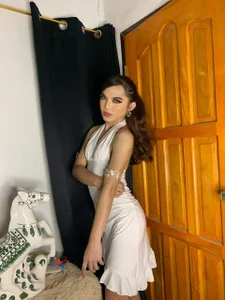 Raffa_ella69 Lady in White صورة واحدة|Raffa_ella69 Lady in White صورتان|Raffa_ella69 Lady in White  6 صور|Raffa_ella69 Lady in White  6 صورة