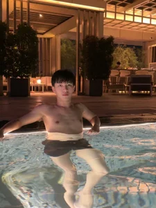 Twink_ron12Public Bild