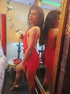 Diiva_Smiith share your fantasies Pic 4