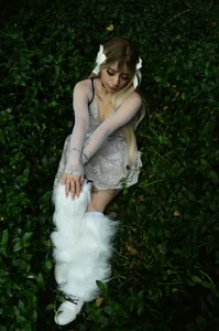 Melody-chersAn ethereal soul that blooms among nature, like a fantasy sigh come true. " 🌸✨图片 8