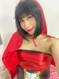 Melannytaylor And my wolf?🌹🐺 Εικόνα 5