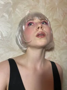 EvaCrosby Public Gambar 2