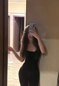 EmilyMonday Public Pic 5