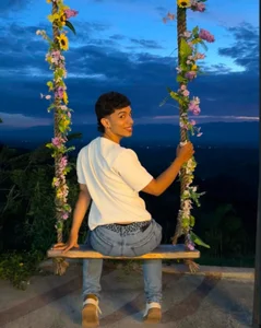 AdrianMiless Public Poză 2