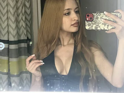 SexyLuxymur meee  4টি ছবি