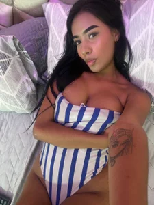 CandyLips_4 Do you think I look better with stripes?🥵 Pic 3