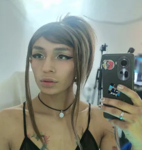 Me de Kandy_Bellerose  4 Imagens