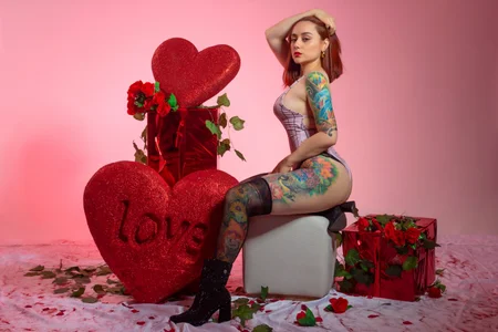 KatherineBond valentine's day ❤️ Pic 3