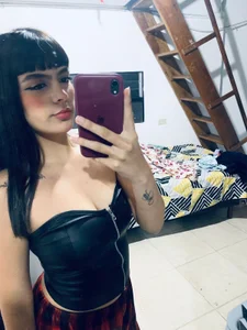 abigail_montiel Public Billede