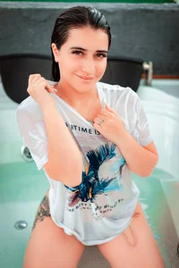 wet shirts°° od KallyMyller1  3 snímek