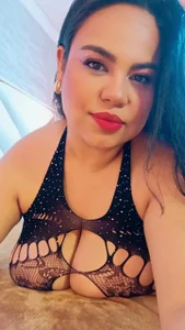BrihannaRossVs Pensativa o Coqueta? 😈 Pic