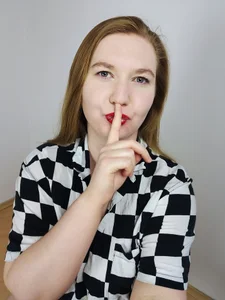 NikkiTease Public 사진 3