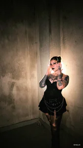 Queen of the backrooms de Jessie_williams Foto 4