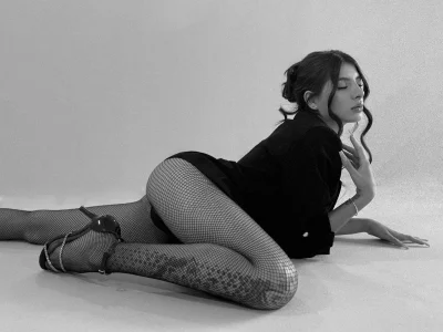 AlessiaCorleone_ L'Art du Désir🖤🤍 Immagine  7